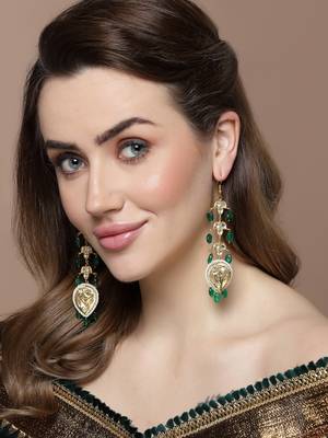 Green & gold drop earring with kundan & pearls 1