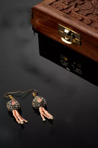 Pink & black drop earring with kundan & pearls
