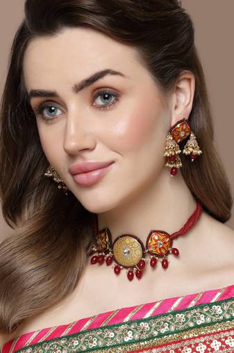Red & pink jhumkas earring with kundan & pearls