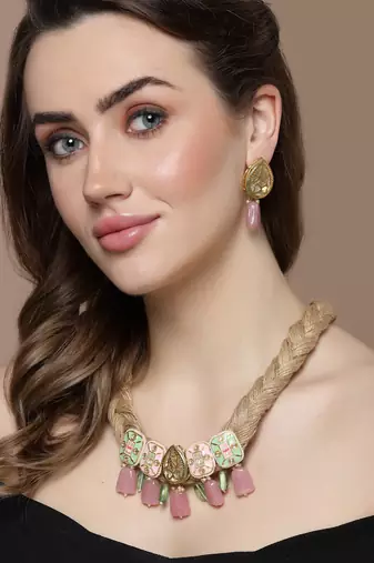 Green & pink haar necklace with kundan & pearls