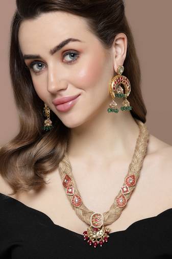 Pink & red necklace with earring jewellery set with kundan & pearls