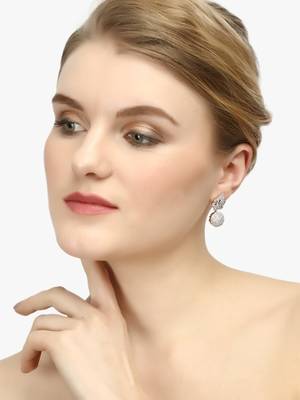 Women gold plated cz stone-studded drop earring 3