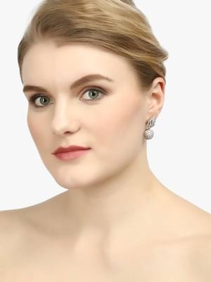 Women gold plated cz stone-studded drop earring 4