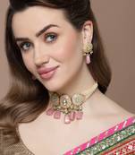 Pink & peach necklace with earring jewellery set with kundan & pearls