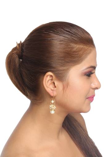 Women gold plated white pearls drop earrings