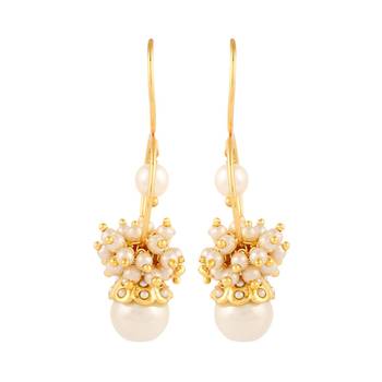 Women gold plated white pearls drop earrings 2