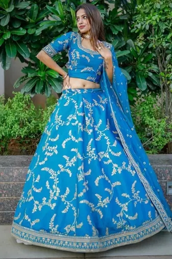 TURQUOISE SEQUINCE DORI ZARI & THREAD EMBROIDERED ART SILK FESTIVE BRIDAL WEDDING & PARTY WEAR SEMI STITCHED LEHENGA