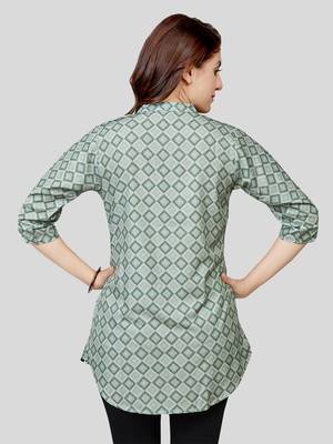  crepe printed short kurti 2