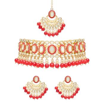 Gold plated traditional kundan & pearl choker necklace chandbali earring & maang tikka ethnic jewellery set 2