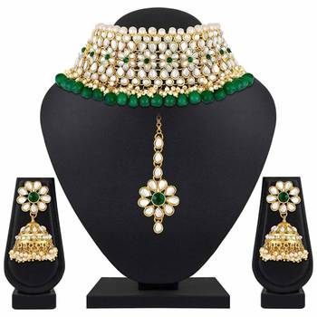 Gold plated traditional kundan pearl choker jewellery set for women 1