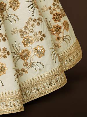 white sequins slub silk wedding lehenga set choli with dupatta with dupatta 5