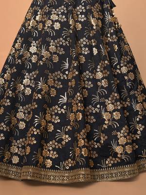 Attractive Black Sequins Slub Silk Wedding Lehenga Choli with Dupatta 5