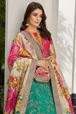 Green Pink Art Silk Thread Zari Dori & Sequins Embroidery Work Wedding Festival Party Wear Designer Lehenga Choli 6