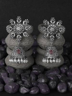 Women oxidised silver-plated flower shape earring 1