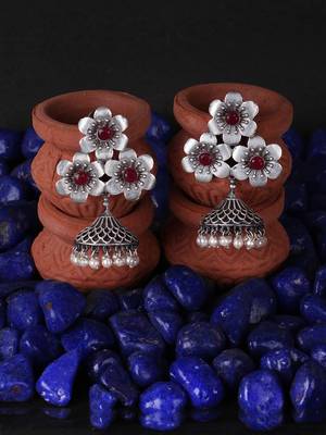 Women oxidised silver-plated flower shape earring 1