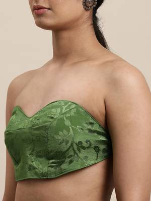   Green Chiffon Hand Embroidered Mukaish Saree 3