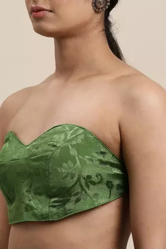   Green Chiffon Hand Embroidered Mukaish Saree