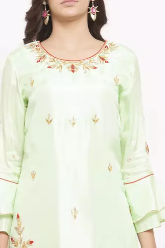  Women Green & Red Self Design Straight Kurta with Palazzos Long Sleeves