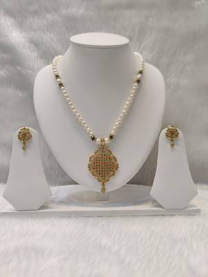 Mannat raj pearls and jewellers natural fresh water hyderabadi pearls daily wear designer necklace set 1