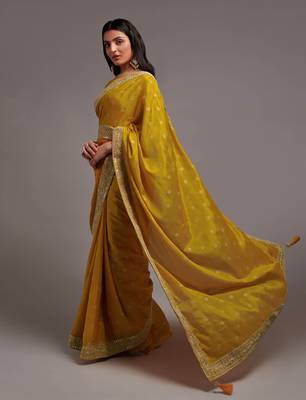 Bandhani Print Chinon Fabric Saree with Embroidery Sequins Lace Border work With Waist Belt 1