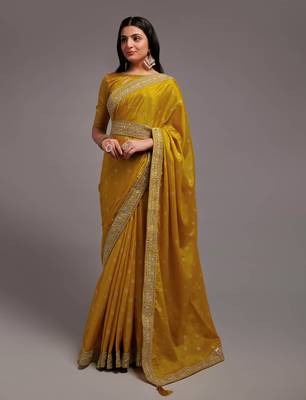 Bandhani Print Chinon Fabric Saree with Embroidery Sequins Lace Border work With Waist Belt 3