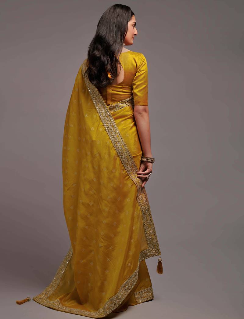 Bandhani Print Chinon Fabric Saree with Embroidery Sequins Lace Border work With Waist Belt