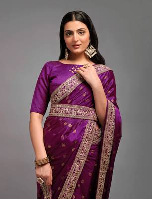 Bandhani Print Chinon Fabric Saree with Embroidery Sequins Lace Border work With Waist Belt 2
