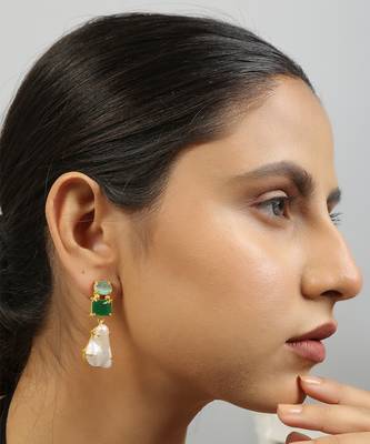Baroque pearl green monalisa stone earrings 1