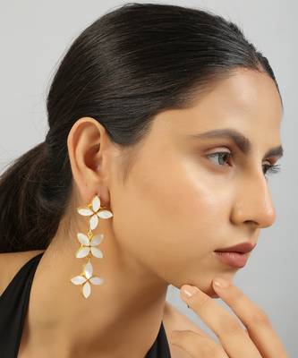 Golden mother of pearl earrings 1