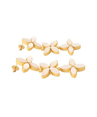 Golden mother of pearl earrings 3