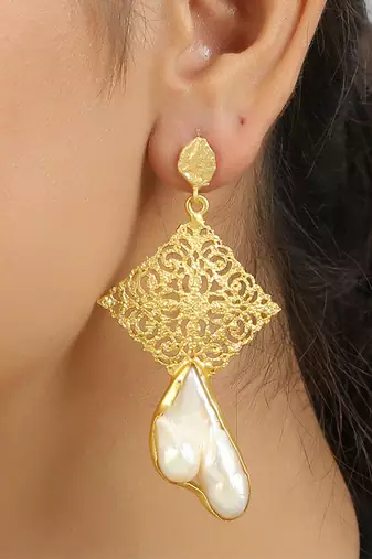Golden baroque pearl drop earrings