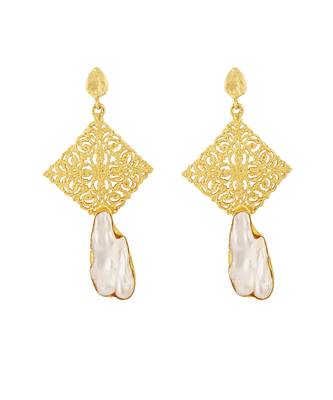 Golden baroque pearl drop earrings 3