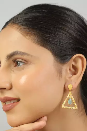 Golden contemporary monalisa stone earrings