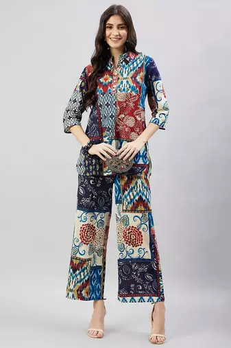 Winered woman navy blue multi- patch print collared co-ord set