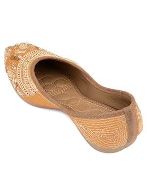 Ethnic women footwear hand embroidery punjai jutti -orange pie 3