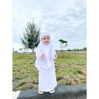 Kids or Children or Girls Jilbab Abaya or Burqa Beautiful Self Design White Crepe Islamic Jilbab Abaya for Kids 1
