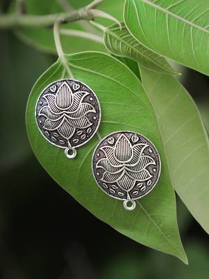 Look like silver circular shaped lotus studs 1