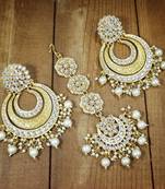 Stunning Matte Finish Big Kundan & Faux Pearl Bridal Chandbali Earrings With Maang Tikka Set For Women