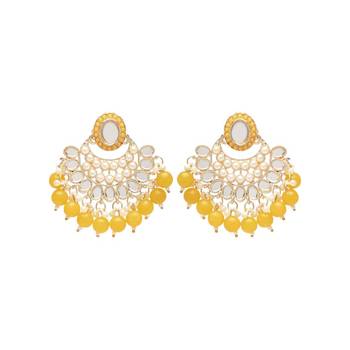 Gold Plated Traditional Kundan & Pearl Choker Necklace Chandbali Earring & Maang Tikka Ethnic Jewellery Set 4