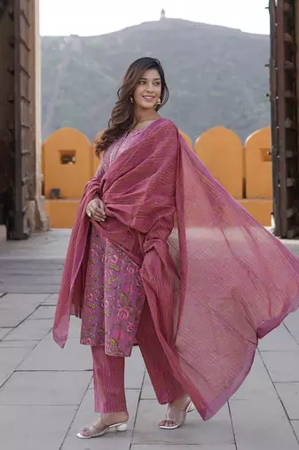 women mauve floral straight kurta pant and dupatta set