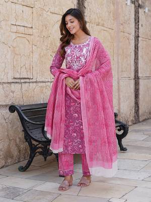 women pink floral straight kurta pant and dupatta set 1