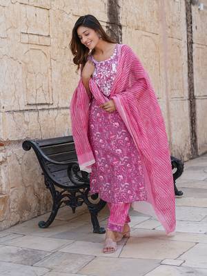 women pink floral straight kurta pant and dupatta set 3