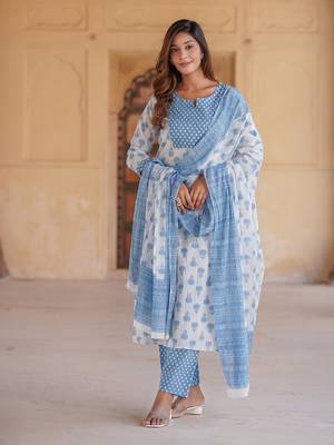 women white floral straight kurta pant and dupatta set 1