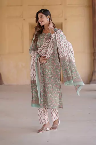 women green floral straight kurta pant and dupatta set