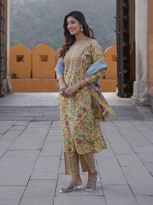 women yellow floral straight kurta pant and dupatta set 5