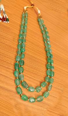 Green necklaces 1