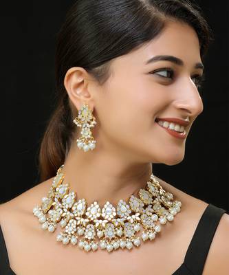 White gold finish kundan necklace set 1