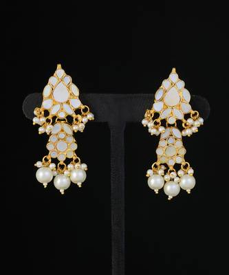 White gold finish kundan necklace set 3