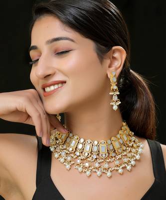 White gold finish necklace set 1