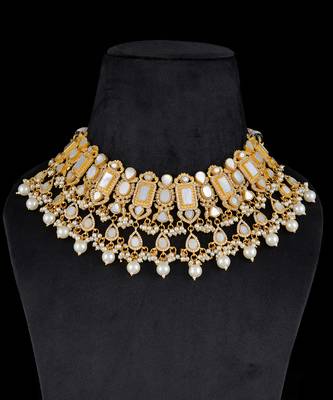 White gold finish necklace set 2